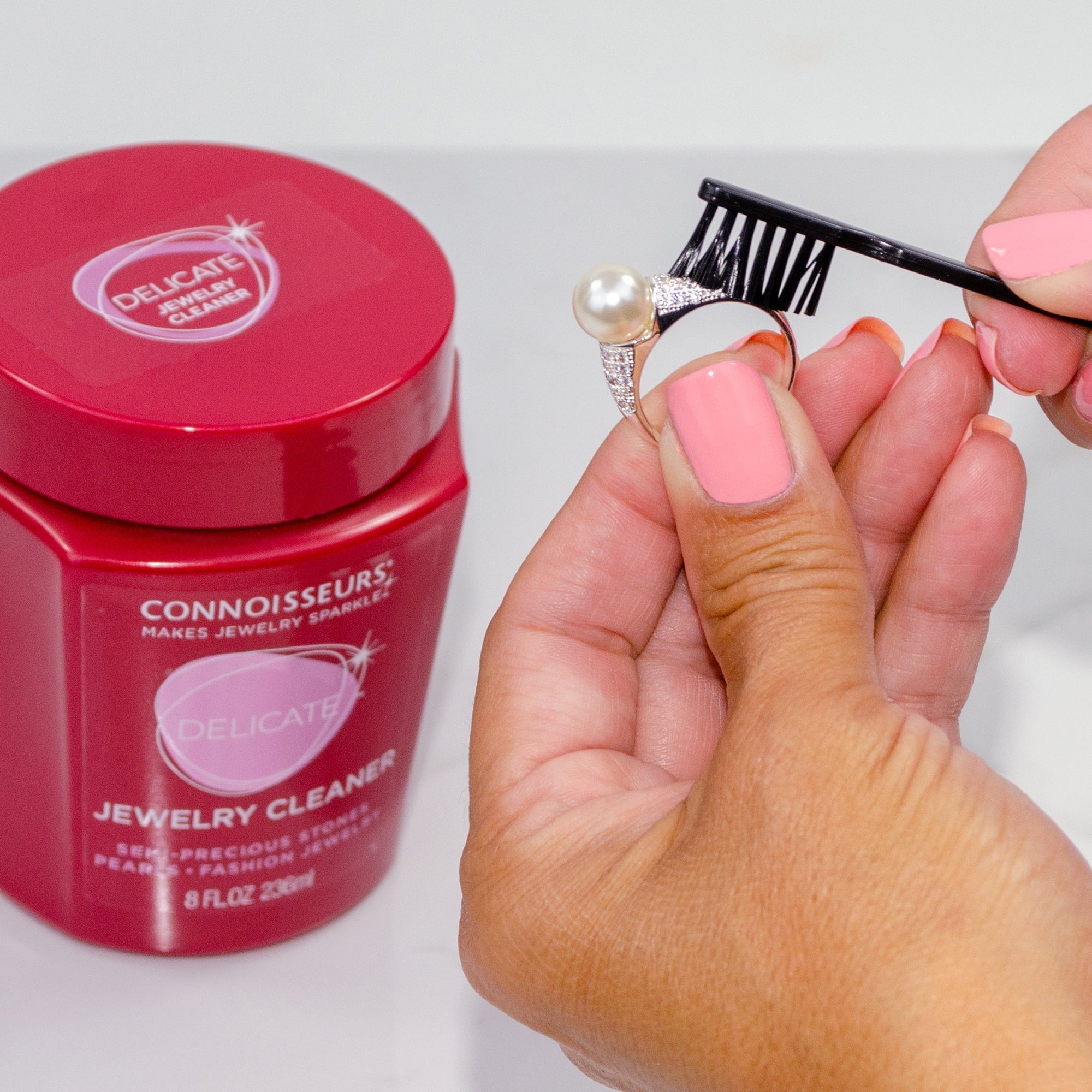 All-Purpose Jewelry Cleaning Kit with Cleaner Solution and Polishing Cloths